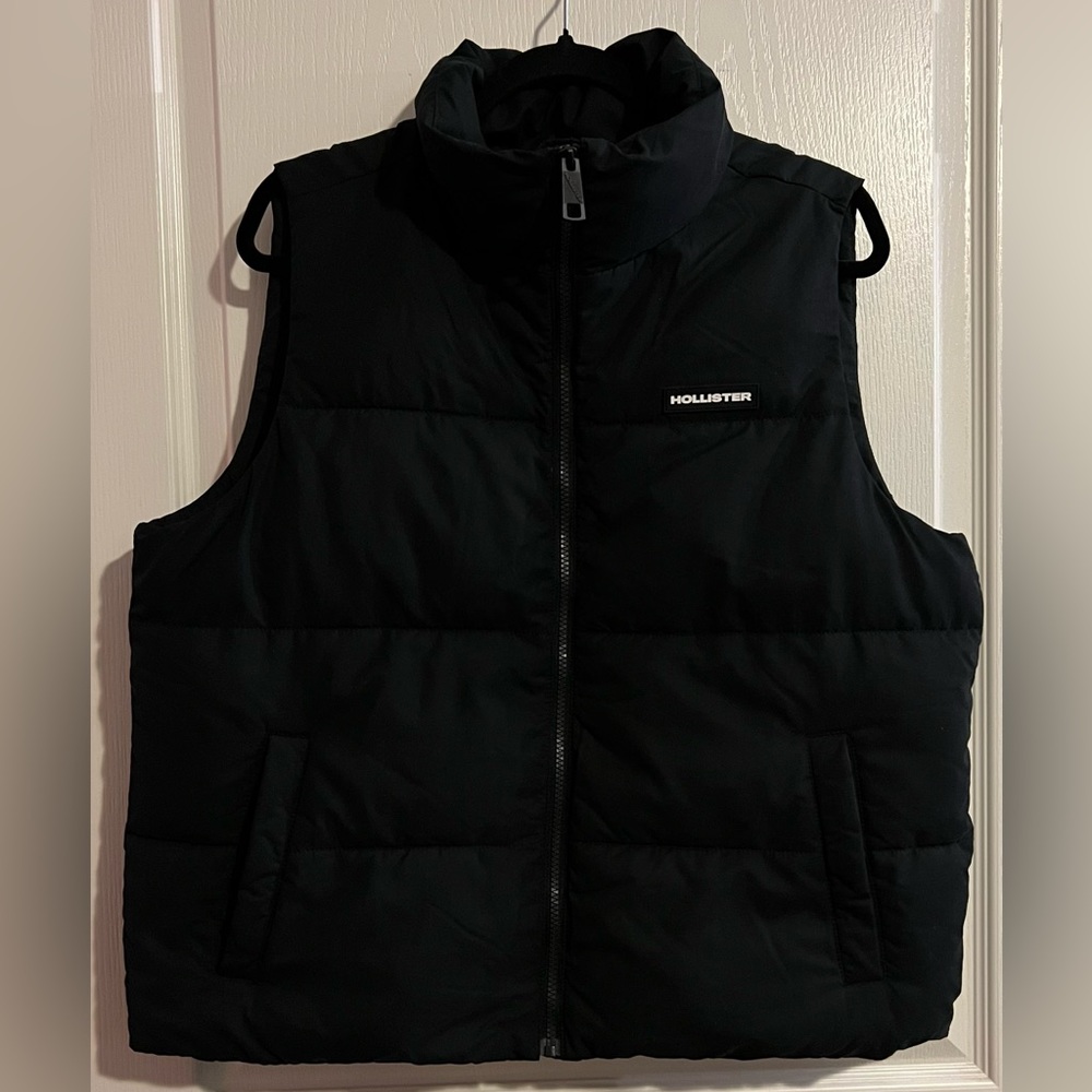 Hollister Puffer Vest
